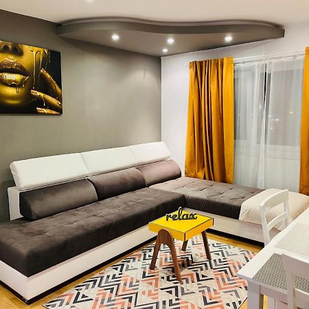 Confort View Apartment Iasi - 3 Rooms-Like Home Buitenkant foto