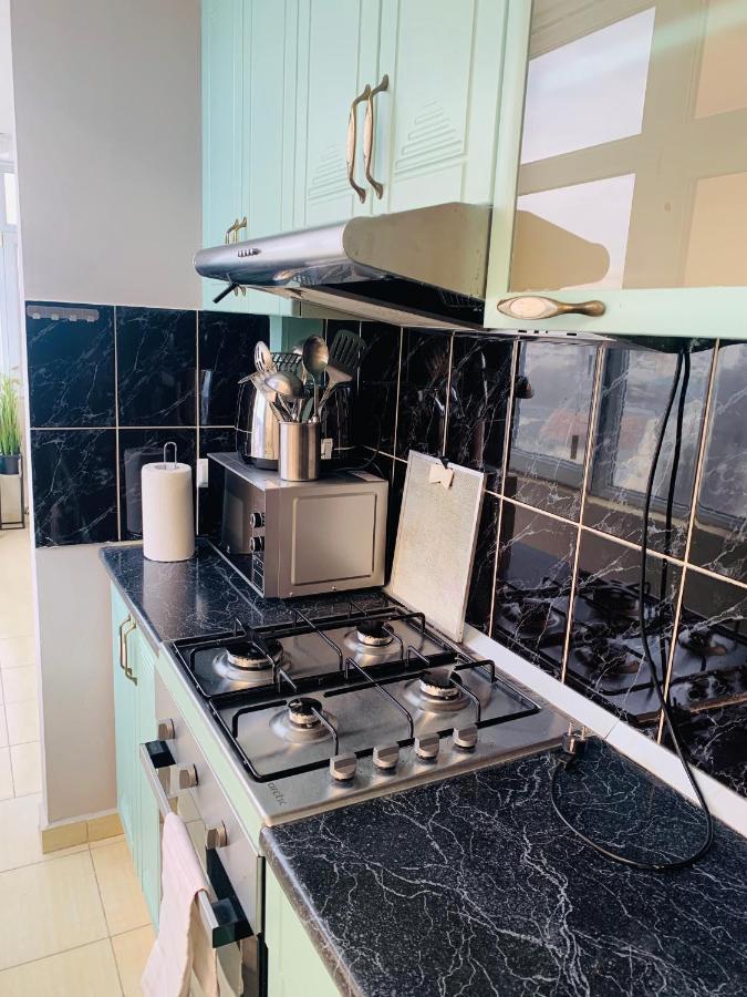 Confort View Apartment Iasi - 3 Rooms-Like Home Buitenkant foto