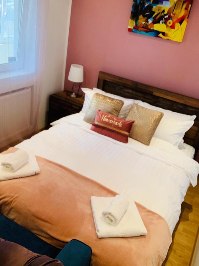 Confort View Apartment Iasi - 3 Rooms-Like Home Buitenkant foto