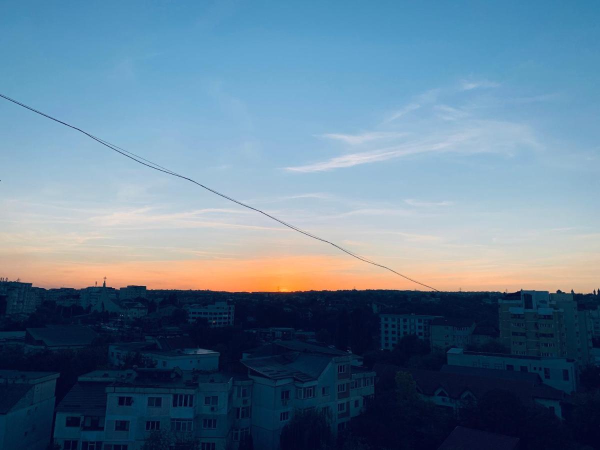 Confort View Apartment Iasi - 3 Rooms-Like Home Buitenkant foto