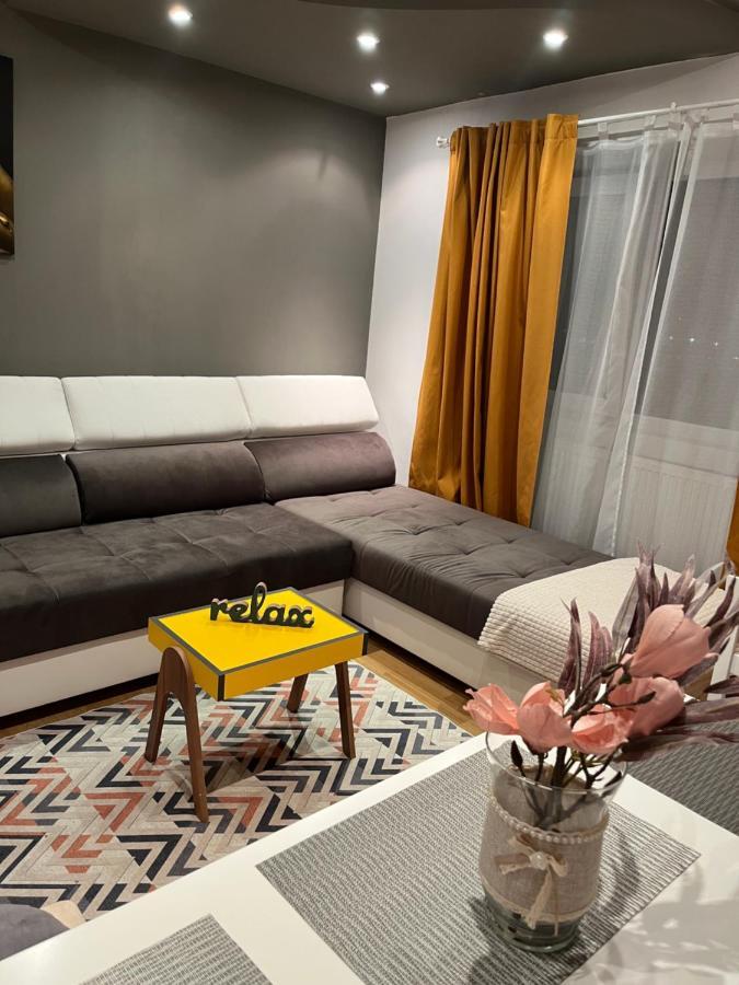 Confort View Apartment Iasi - 3 Rooms-Like Home Buitenkant foto